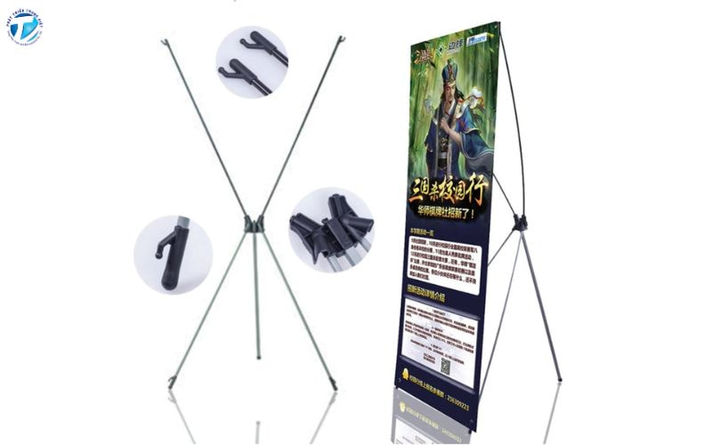 Standee X là một loại khung trưng bày quảng cáo